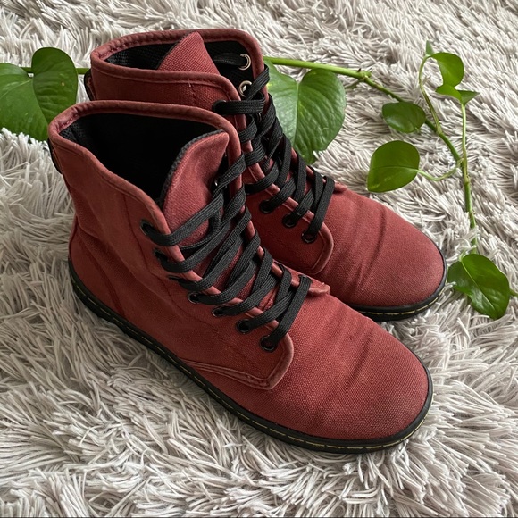❌SOLD❌DR. MARTENS shoreditch cherry boots - Picture 6 of 9